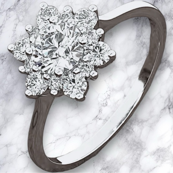 Silver Snowflake Shaped Cubic Zirconia Ring .925 NWT - Picture 1 of 7